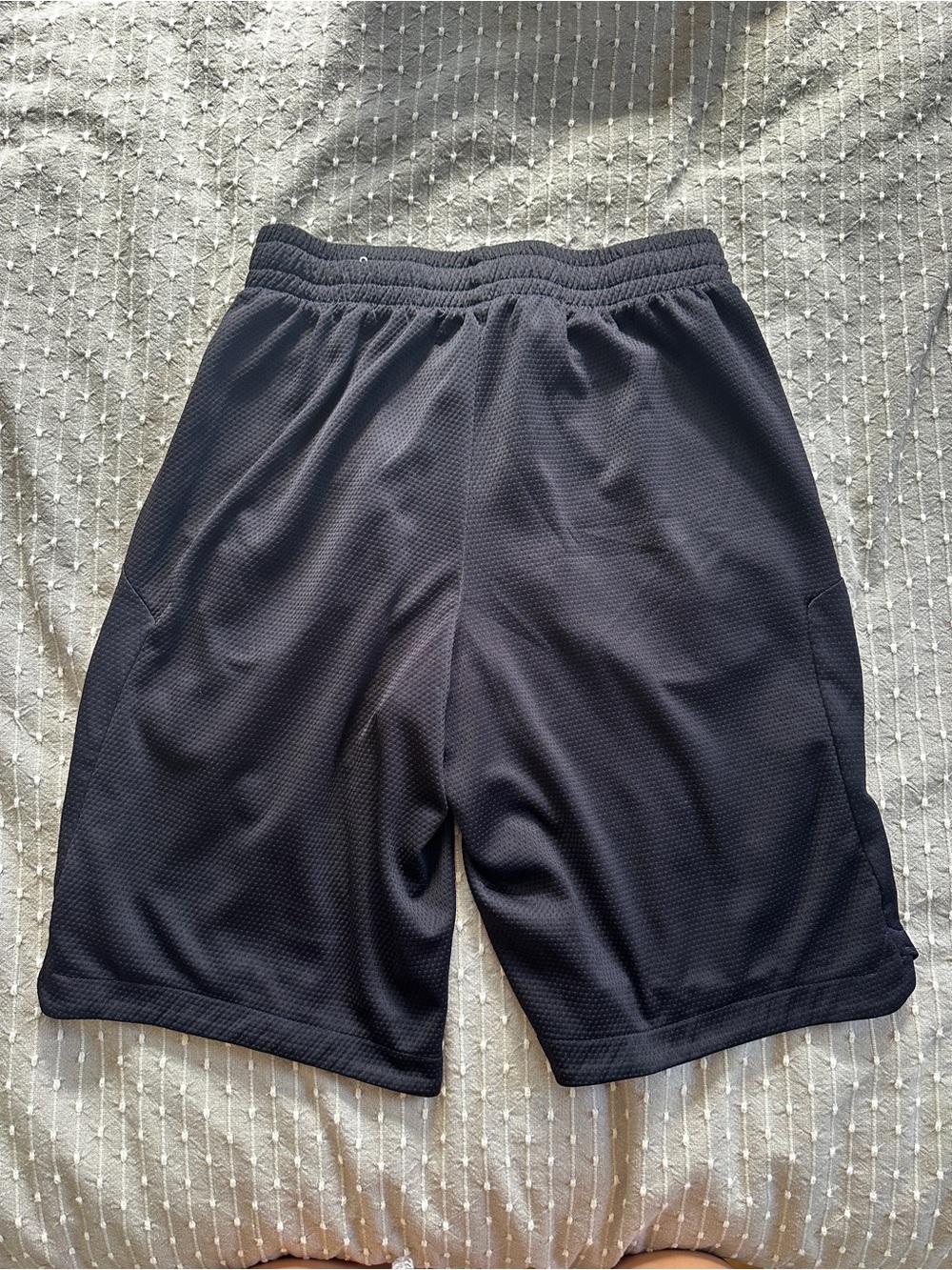 Men’s TEK gear black mesh athletic shorts size small